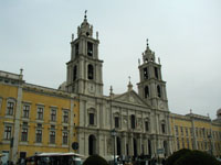 The palace in Mafra was just down the street from our hotel.  I believe it's the largest palace in Portugal.